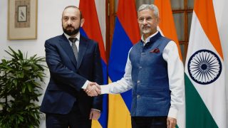 Հնդկաստանի ԱԳ նախարարը երախտագիտություն է հայտնել Արարատ Միրզոյանին՝ Իրանից իր երկրի քաղաքացիների տարհանմանն աջակցելու համար
