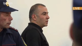 Բոլորը կենտրոնացել են հակահրդեհայինի պետի վրա՝ չգիտեմ թե գազի բալոնն այդտեղ ինչ գործ ուներ