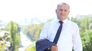 Նոյեմբերյանի փոխմարզպետ Մհեր Աղամյանը հրաժարական է ներկայացրել ու միացել «Ուժեղ Հայաստանին»