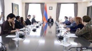 ԱԳ նախարարին կից հասարակական խորհրդի նիստում Արարատ Միրզոյանը ներկայացրել է ապաշրջափակման ու տարածաշրջանային հաղորդակցությունների ցանցի ընդլայնմանն ուղղված ծրագրերի ընթացքը