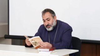 Եթե հասարակությունը չի պահանջում խորություն, պատասխանատվություն և արդարություն, ապա իշխանությունն էլ աստիճանաբար կորցնում է այդ չափանիշները. Հայր Իսահակ