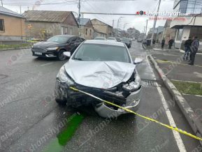 Սևանում բախվել են «Hyundai Elantra»-ն և «Opel Astra»-ն․ կան տուժածներ
