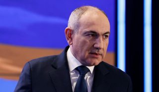 #ՀԻՄԱ. ՆԻԿՈԼ ՓԱՇԻՆՅԱՆԸ ԳՆԱՑԵԼ Է ԼՈՒԾԱՐՎՈՂ ԳԱԱ՝ ՀԱՆԴԻՊՈՒՄ Է ԳԻՏՆԱԿԱՆՆԵՐԻ ՀԵՏ. #ՈՒՂԻՂ