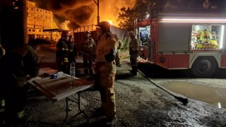 Տուլայի մարզում 2,8 հազար քմ մակերեսով պահեստ է այրվում