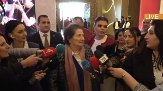 Ուզում եմ իմ ներկայությամբ բոլորին ոգևորել, որպեսզի շարունակեն ազնիվ աշխատել. Ռոզա Ծառուկյան