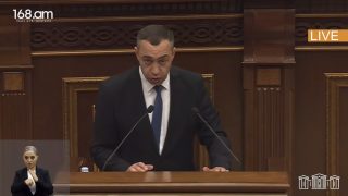 Պետության կողմից եկեղեցու ինքնավարության բռնագրավման փորձերը միայն իրավական խնդիր չեն. Սարոյան
