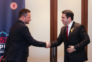Ալեն Սիմոնյանը Ստամբուլում Եվրախորհրդարանի փոխնախագահի հետ է հանդիպել