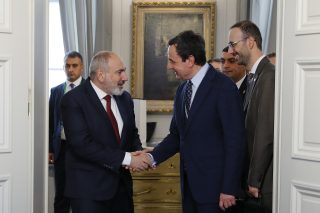 Կոսովոյի վարչապետը ժամանել է Հայաստան