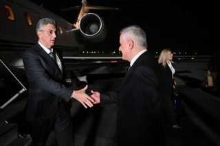 Խորվաթիայի վարչապետը Հայաստանում է՝ մասնակցելու Եվրոպական քաղաքական համայնքի գագաթնաժողովին