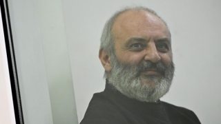 Հիսուս խաղաղարար և խաղաղության Իշխա՞նն է, թե՞ պատերազմի հրձիգ կամ պատերազմասեր․ Սրբազան