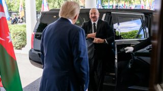 Զենքի վաճառք՝ բանտարկյալների դիմաց. «Atlantic Council»-ի փորձագետներն առաջարկում են ԱՄՆ-Ադրբեջան «մեծ գործարք» կնքել