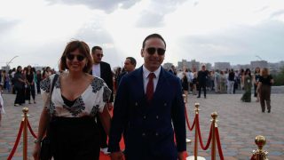 «Եռագլուխ հրեշ․ մայկա-տռուսիկ»-ով վախեցնող Տիգրան Ավինյանը 2025թ. փակել է շուրջ 158.000 դոլար եկամուտով, իսկ կինը՝ շուրջ 122.000 դոլար ավանդով