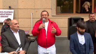 Վրաստանը ԵՄ-ին 1 շիշ գինի չի կարողացել վաճառել, ի՞նչ կարող է Հայաստանն առաջարկել․ Գագիկ Ծառուկյանը՝ ԵԱՏՄ-ն ԵՄ-ով փոխարինելու մասին