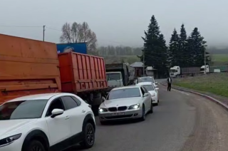 Երկար հերթեր են հայ-վրացական երկրորդ սահմանային անցակետում` Գոգավանում․ Sputnik Արմենիա