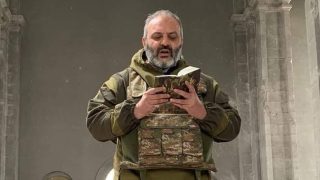«Շուշին, ողջ գերեվարված Արցախ հայրենիքը նայում է մեզ… Իսկ մեր կոչումն է հանդիպել այդ հայացքին և դարձյալ կոչվել Ազգ Հաղթության և հավատարմության». Բագրատ սրբազան