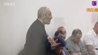 Ես հպարտ եմ, որ գառ գրկող եմ, ոչ թե խոզ խանձող. ո՛չ վարազ եմ գրկել, ո՛չ լամա. Բագրատ սրբազան