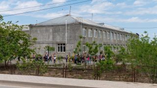 Բյուրականի դպրոցի տնօրենը չի հերքում` ձայնագրություն ուղարկել է, բայց ասում է` չի հորդորել