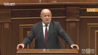 Անպայման մասնակցեք ընտրություններին ու քվեարկեք որևէ ընդդիմադիր ուժի օգտին. Հովիկ Աղազարյանի կոչը