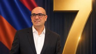 «Պետական համակարգն ազատագրելու ժամանակն է». Հրաչյա Ռոստոմյան