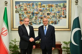 Պակիստանի և Իրանի ԱԳ նախարարները քննարկել են Մերձավոր Արևելքում խաղաղություն ապահովման ջանքերը
