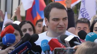 Շոուն լավ բան է, երբ դա վատ արժեք չունի. մի քանի նկարի համար վտանգի տակ են դրել ամեն ինչ. Նարեկ Կարապետյան