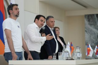 Զորական գյուղում մարդկանց միակ մտահոգությունն ու հարցն ուղղված էր ապագային․ ինչպե՞ս պիտի անենք, որ ապրենք ուժեղ երկրում․ Նարեկ Կարապետյան