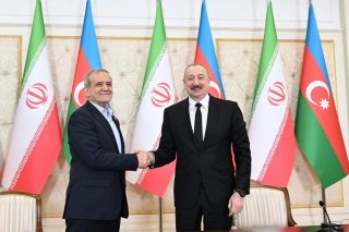 Ադրբեջանն ու Իրանը միշտ միմյանց կողքին են՝ թե՛ լավ, թե՛ դժվարին ժամանակներում. Ալիևը՝ Փեզեշքիանին