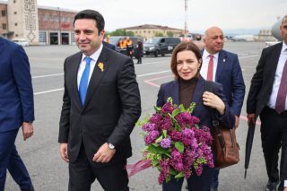 Հայաստան է ժամանել Մոլդովայի նախագահ Մայա Սանդուն