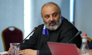 Սրբազանը շատ լավ էր. փաստաբանը մանրամասներ է հայտնում