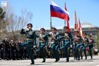 Գյումրիում՝ ռուսասական 102-րդ ռազմաբազայում, տեղի են ունեցել Հաղթանակի օրվան նվիրված միջոցառումներ
