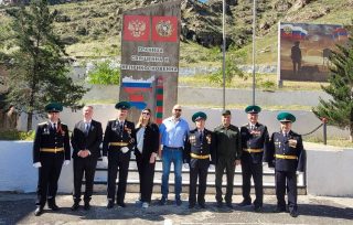 Ռուս դիվանագետները Սյունիքում մասնակցել են Հաղթանակի օրվան նվիրված հիշատակի միջոցառումներին