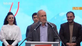 Քաղաքակա’ն խարդախներ, գետինը չե՞ք մտնում. 8 միլիարդը ո՞ւր է. լափել եք, չե՞ք կշտանում. Ռոբերտ Քոչարյանը` ՔՊ-ին