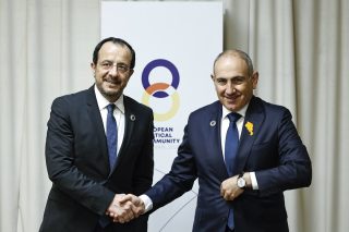 Նիկոլ Փաշինյանն ու Կիպրոսի նախագահ Նիկոս Քրիստոդուլիդիսը քննարկել են «Խաղաղության խաչմերուկ» և TRIPP նախագծերը