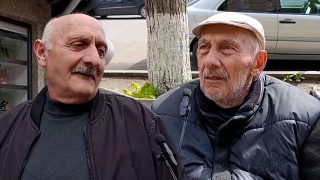 ԺՈՂՈՎՐԴԻՆ ՎԱԽԵՑՆՈՒՄ Է, ՈՐ ԷԴ ԱԹՈՌԻՆ ՄՆԱ. ԴՈՇԸ ԴԵՄ ՏՎԱԾ՝ ԱԼԻԵՎ Է ՊԱՀՈՒՄ. ԼՈՌԵՑԻՆԵՐ