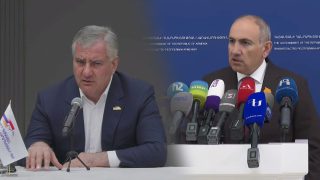 Լավ է, ճեպազրույց եմ տալիս, թե չէ հիմա ուշիուշով հետևելու էի Կարապետյանի ասուլիսին. Նիկոլ Փաշինյան