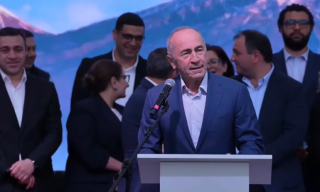 Հայաստանի պատմության մեջ չի եղել, որ ընտրությունները լինեն պայքար ինքնության, եկեղեցու և ազգային արժեքների համար․ սա է այս ընտրությունների առանձնահատկությունը․ Ռոբերտ Քոչարյան