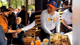 ԽՈՆԱՐՀՎՈՒՄ ԵՆՔ՝ ՀՆԱՐԱՎՈՐՈՒԹՅՈՒՆ ԵՔ ՏՎԵԼ, ՈՐ ՄԱՐԴԻԿ ԼԻԱՐԺԵՔ ՇՆՉԵՆ. ՍԵՐԻԱԼԱՅԻՆ ԴԵՐԱՍԱՆԸ՝ ՓԱՇԻՆՅԱՆԻՆ
