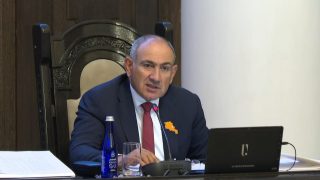 Համատարած պրոբլեմ է՝ ինչքան էլ թոշակը բարձրացնենք՝ տունը չի տաքանա, անիմաստ սարք են միացնում. Փաշինյան