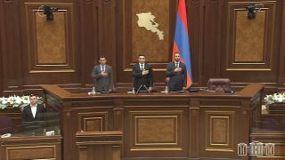 Ութերորդ գումարման ԱԺ-ն ավարտեց աշխատանքները. ԱԺ նիստերի դահլիճում հնչեց հիմնը