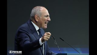 Իսկ պաշտոնապես հայտարարված 44-օրյայի զոհերի մի մասի «զեղչումը» սրիկայություն չէ՞…