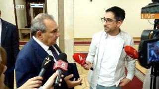 Ես քեզ ասի՝ քաղաքական հարցեր չտաս չէ՞ ինձ. ԱԱԾ տնօրենի տեղակալ