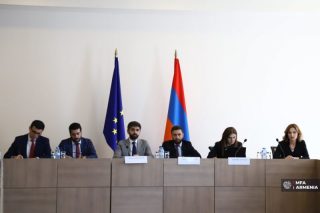 ԱԳՆ–ում ԵՄ դեսպանների հետ քննարկել են գյուղատնտեսության և ծաղկաբուծության ոլորտներին տրամադրվելիք աջակցության ծրագրերը