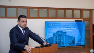 ԵՊԲՀ ռեկտորի պաշտոնում վերընտրվեց Արմեն Մուրադյանը