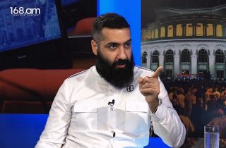 Այս ելույթը և սպասվելիք բոլոր ելույթները ժողովրդին չեն ուղղված լինելու, դրանք նվիրված են լինելու իր առնետներին, որոնք արդեն արյան հոտն առել են ու կարող են ամեն պահի վազքը սկսել. Արթուր Դանիելյան