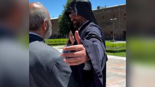 Բագրատ և Արշակ Սրբազանների հանդիպումը Մայր Աթոռում