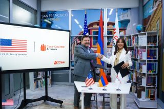 ՀՀ-ում ԱՄՆ դեսպանությունը և «Կոկա-Կոլա ՀԲՔ Արմենիա» ընկերությունը ստորագրեցին համագործակցության հուշագիր երիտասարդական նախաձեռնությունների շուրջ համագործակցության մասին