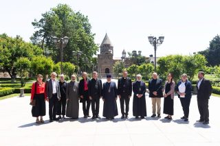 Ամենայն Հայոց Կաթողիկոսը Մայր Աթոռում ընդունեց Գերմանիայի եպիսկոպոսաց համաժողովի Բարեգործական հարցերի հանձնաժողովի և «Կարիտաս Գերմանիա» կազմակերպության պատվիրակությանը