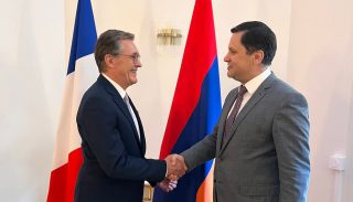 Ֆրանսիայում Բրիս Ռոքֆոյին շնորհվել է ՀՀ Բարեկամության շքանշան
