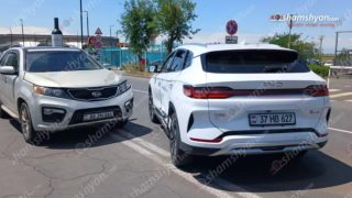 «Զվարթնոց» օդանավակայանի հարևանությամբ բախվել են Սիրիայի քաղաքացու «Kia Sorrento»-ն և «BYD»-ն