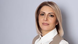 «Այսօր քաղաքական հայացքների համար անվստահության հիմքով ինձ ազատեցին իմ զբաղեցրած պաշտոնից». Հայաստան Հակոբյան